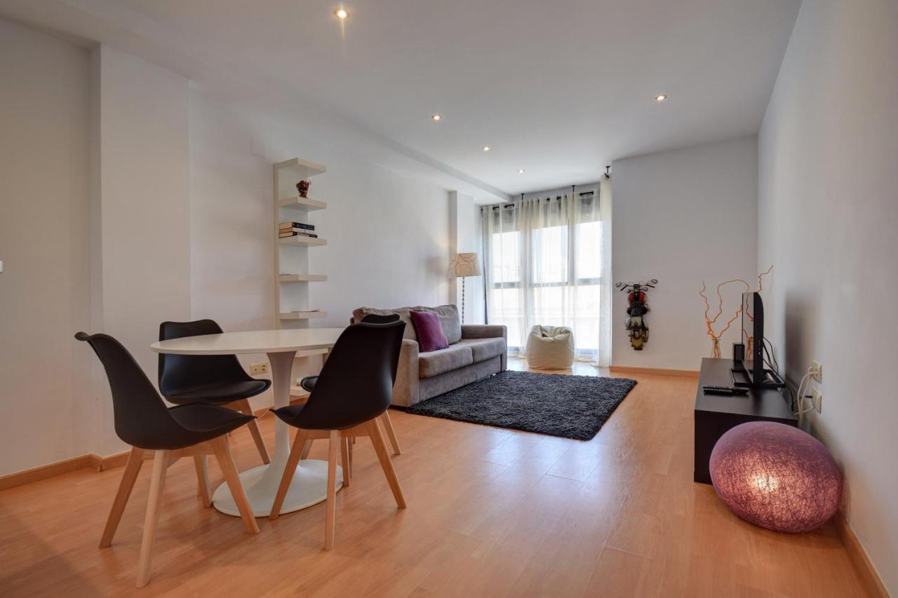 Malvarrosa Beach Apartment Valencia Bagian luar foto